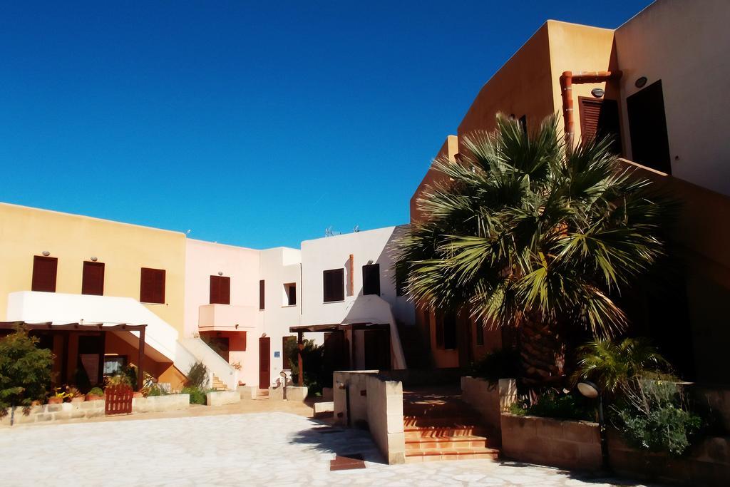Casa Vacanze Di Anna E Selene Villa Favignana Ngoại thất bức ảnh